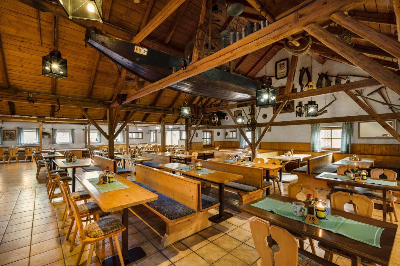 Hotel Preishof Кирххам Экстерьер фото