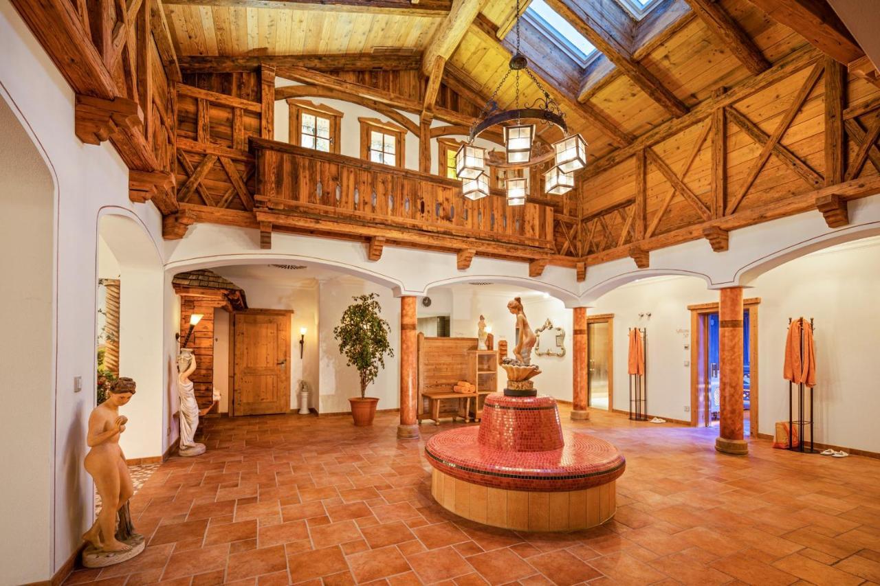 Hotel Preishof Кирххам Экстерьер фото