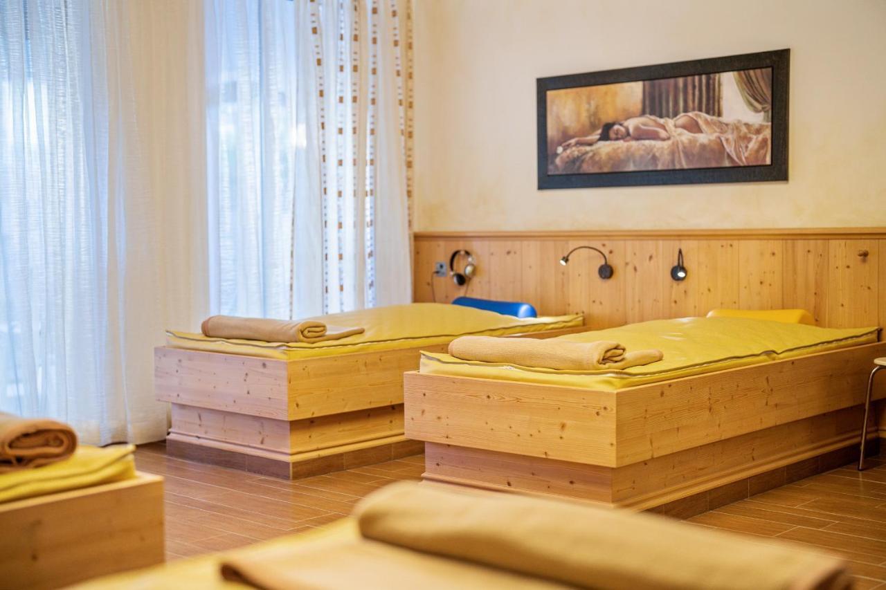 Hotel Preishof Кирххам Экстерьер фото